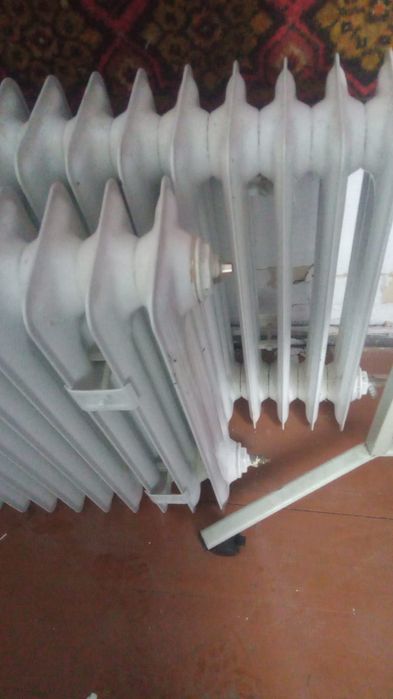 Радіатор, батарея для опалення