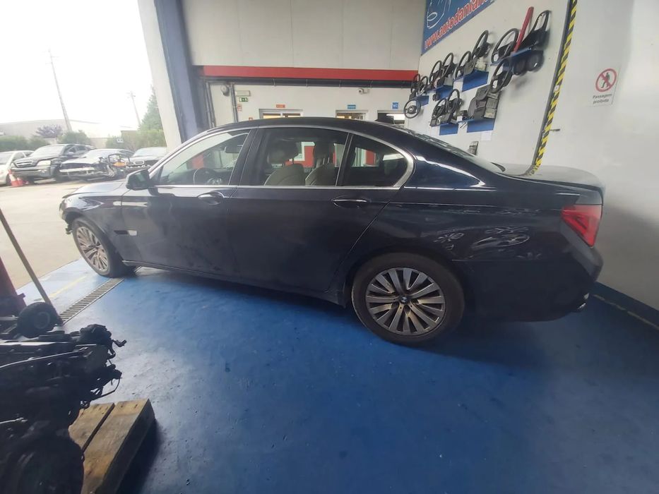 BMW 730D F01 2008 até 2015 às peças