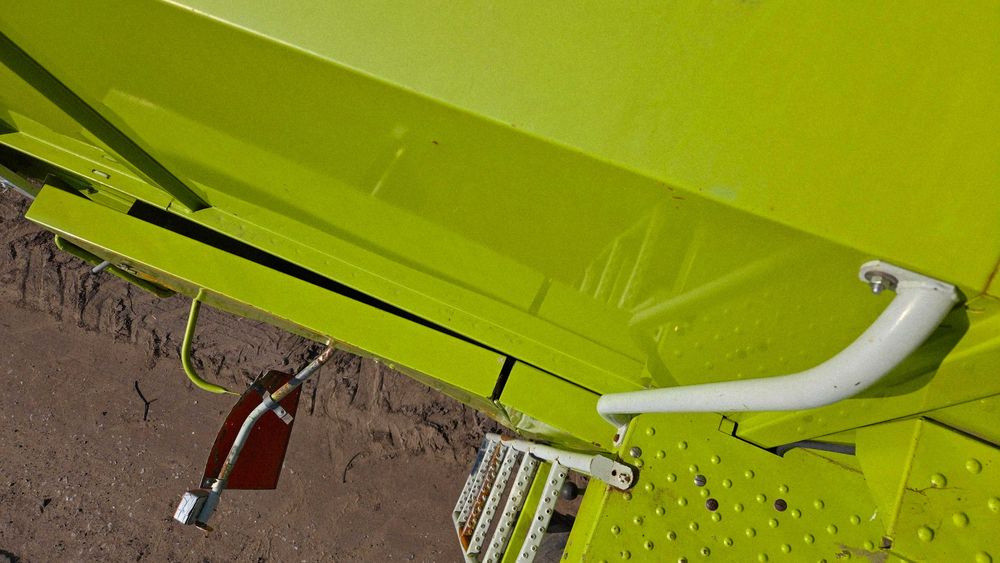 Продаж комбайн claas mega 208