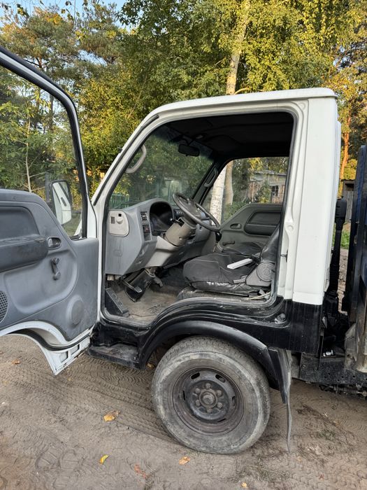 Wywrotka KIA 2500 kiper trzy stronny