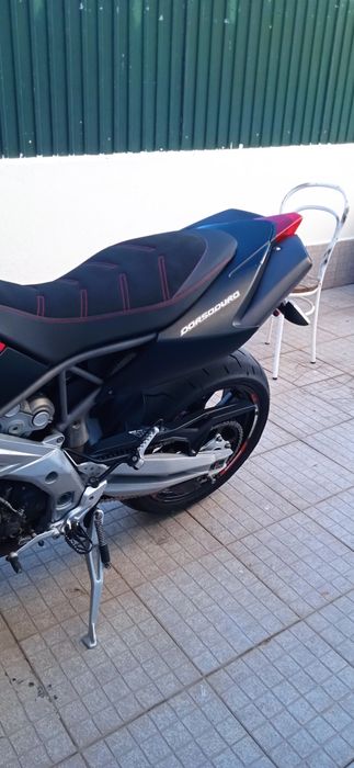 Aprilia Dorsoduro 750cc