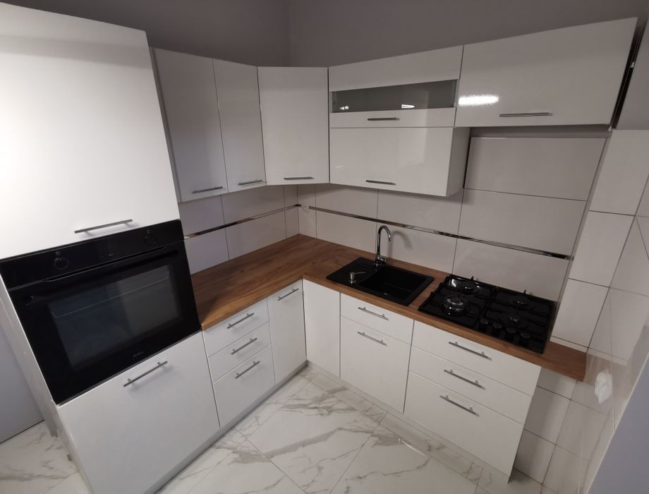 Składanie, skręcanie, montaż mebli, kuchni, układanie panel