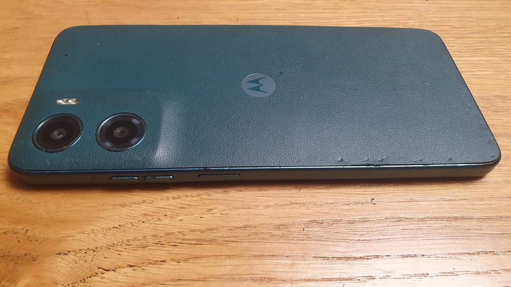 Смартфон motorola g05