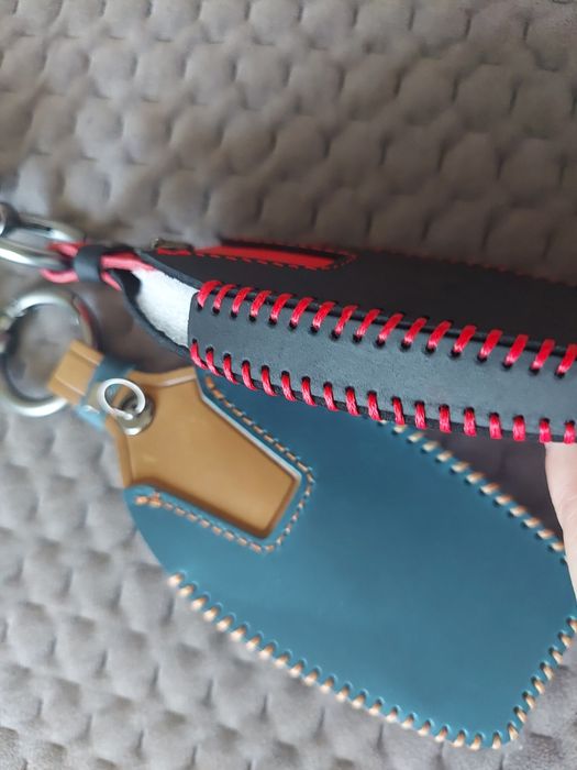 Шкіряний чохол для смарт-ключа. Протиударний.