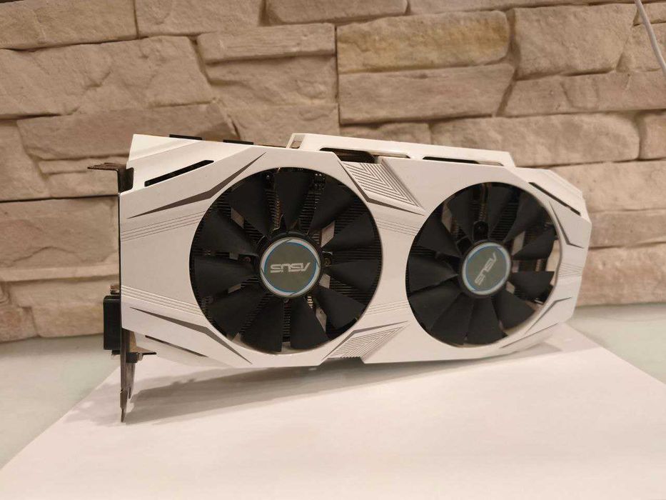 ASUS NVIDIA GeForce GTX 1070 8gb