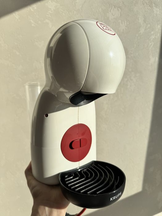 Кавоварка капсульна Nescafe Dolce Gusto, кофеварка капсульная