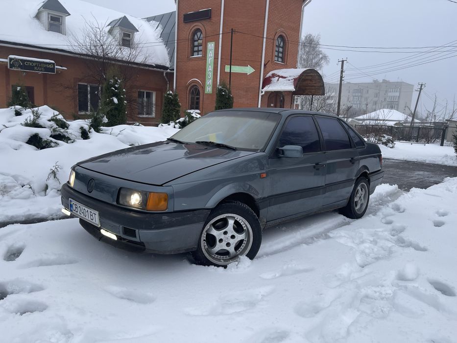 Продам Passat B3 1.8