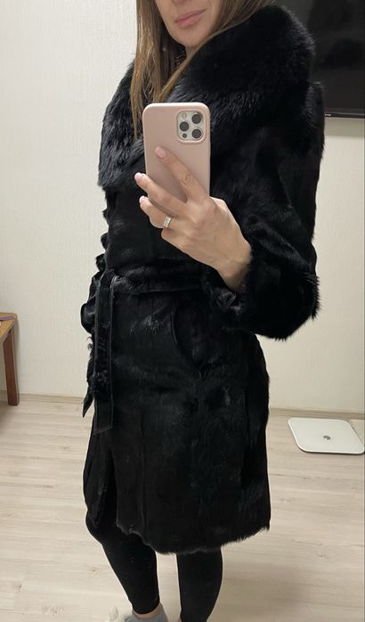 Шуба з хутра козлика