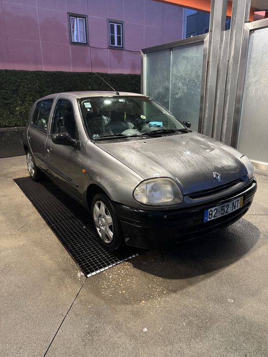 Renault clio, ano 1999