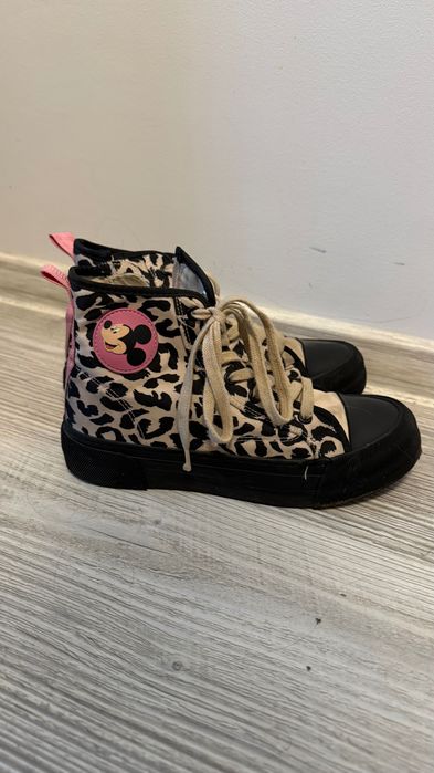 Обувь ботинки  Кеды на девочку от Zara