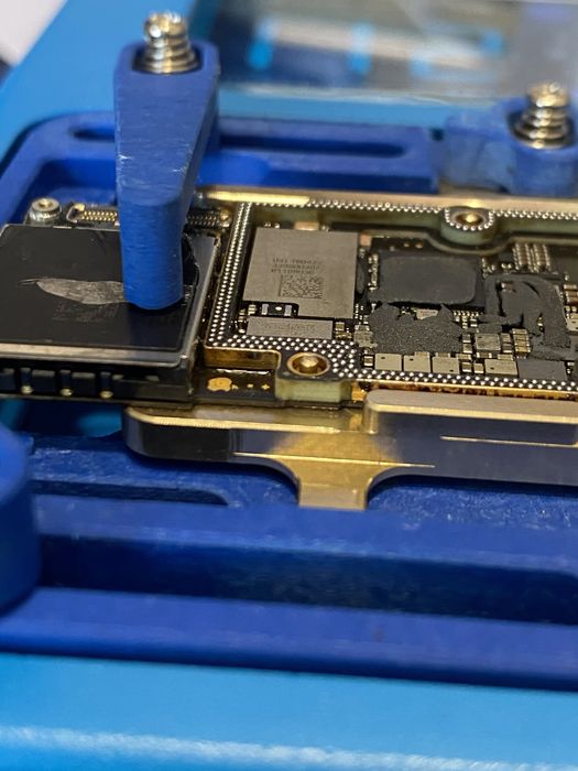 Ремонт техніки Apple