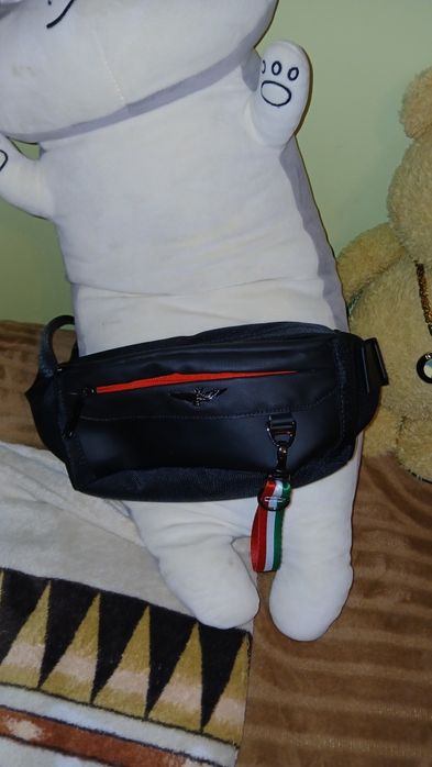 Nerka, torba na pas  włoskiej marki Aeronautica Militare nowa