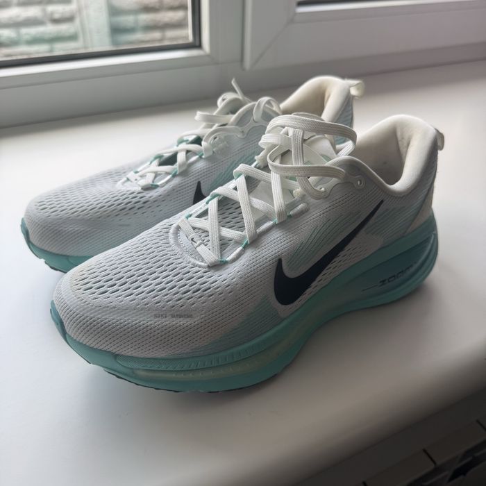 Nike runner Volermo 18 42
