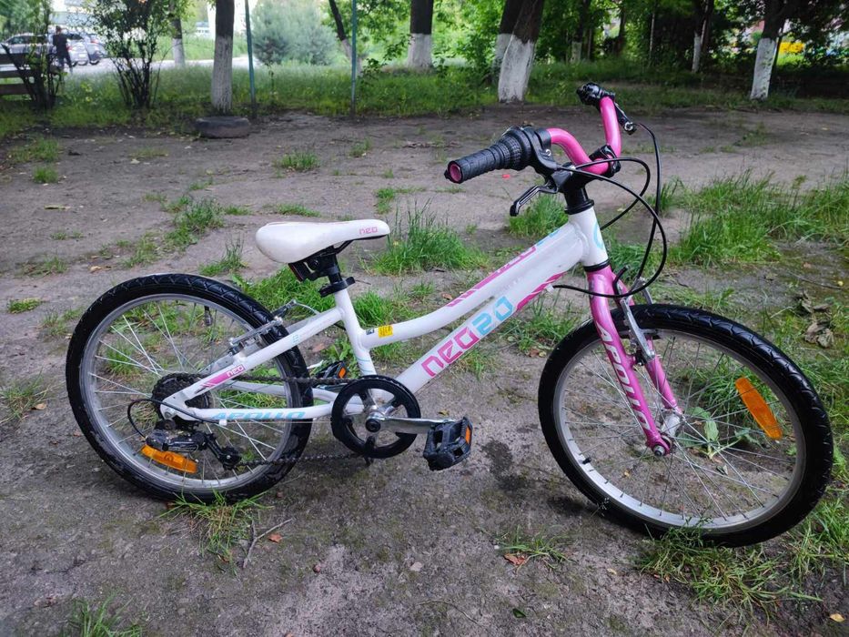 Велосипед APOLLO NEO 20