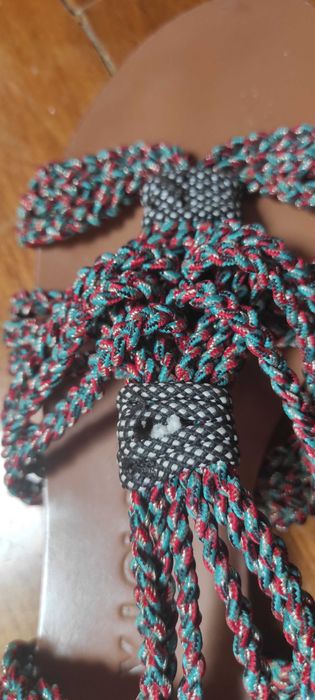 Originais sandálias de corda da marca Bimba Y Lola, n. 38