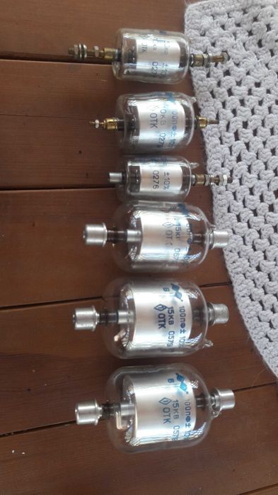 Продам вакуумні конденсатори