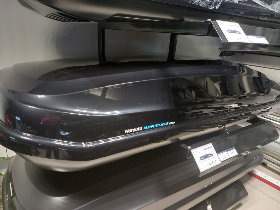 Boks dachowy Hapro Bermude 500, czarny połysk, box