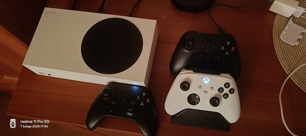 Sprzedam Xbox series s