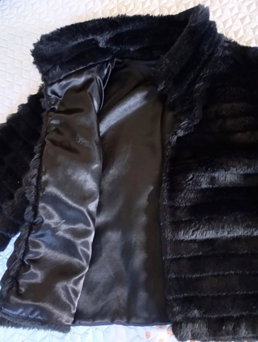 Casacos em pêlo sintético - 5/6 anos