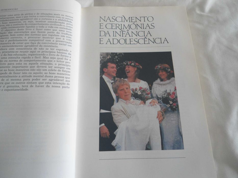 Etiqueta e boas maneiras por Ana São Gião