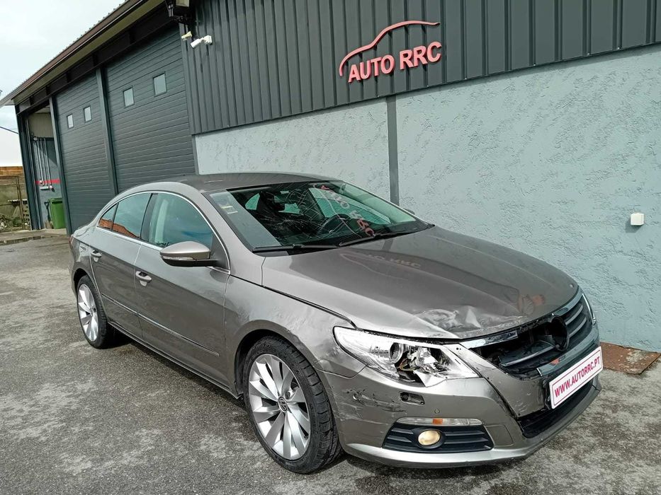 VW Passat CC 2.0 tdi DSG - Nacional ( pequeno sinistro ) - NEGOCIÁVEL