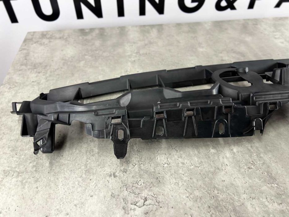 Замикаюча панель ( рест ) - AUDI A5 ( F5 ) 8W6807233D: 95
