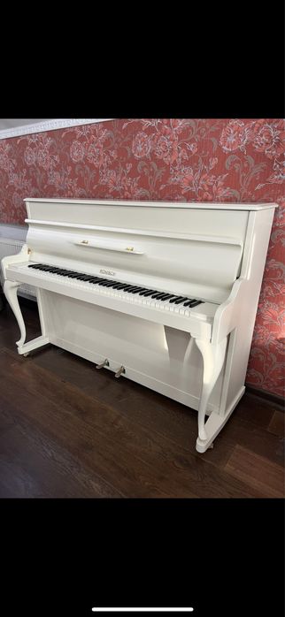 Піаніно біле petrof weinbach