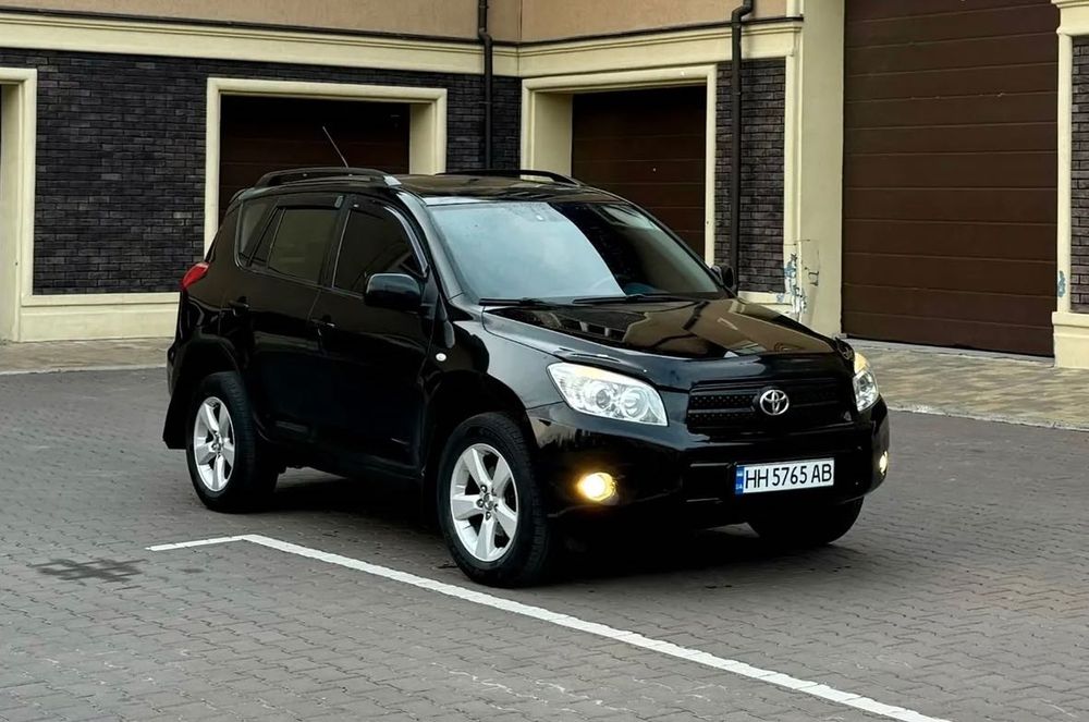 Toyota Rav4 2007 2.0 газ/бензин повний привід