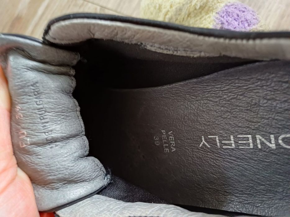 Czarne skórzane adidasy sneakersy damskie Stonefly rozm 39.