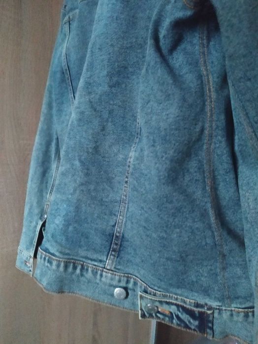 Джинсовая куртка Pull&Bear L