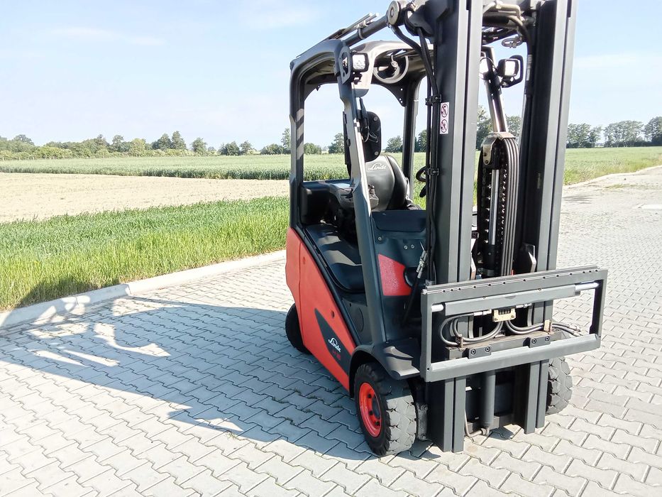Wózek widłowy Linde H16 Triplex