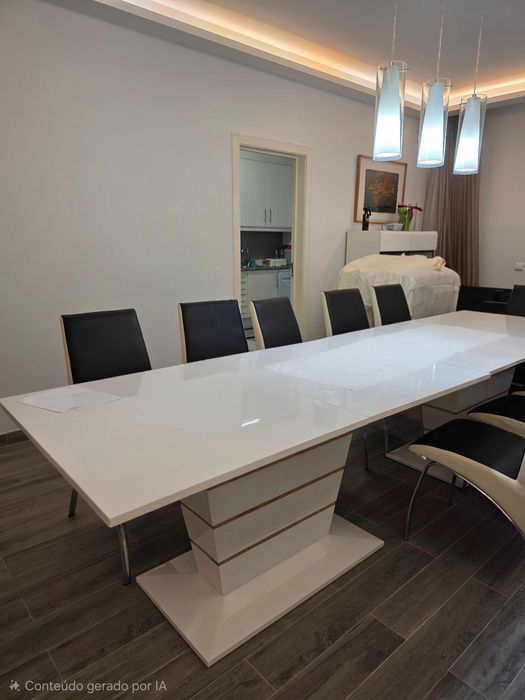 Mesa de jantar 6 a 8 pessoas