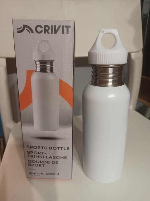 Sportowa butelka bidon  metalowy 600 ml