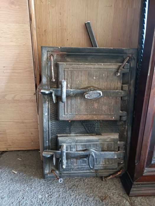 Drzwi żeliwne do pieca kaflowego