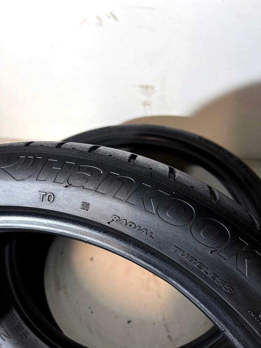 Pneus Hankook Ventus S1 Evo3 (Tesla) - 235/40/19 - Como NOVOS