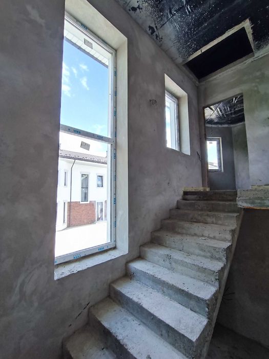 Зданий Таунхаус, Гостинний двір, Кварц