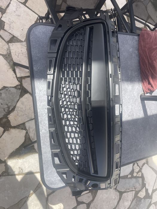 Grelha frontal opel insignia