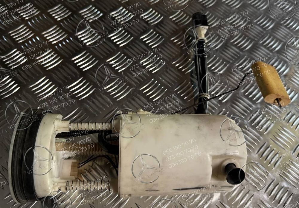 Колба в бак Mercedes ML W163 A1634700694