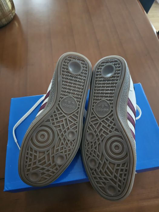 Ténis Adidas Special