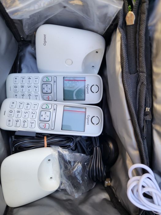Sprzedam zestaw telefonow bezprzewodowych