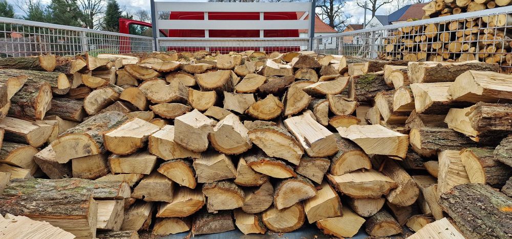Drewno kominkowe opałowe SEZONOWANE | Układane | Transport – Sława