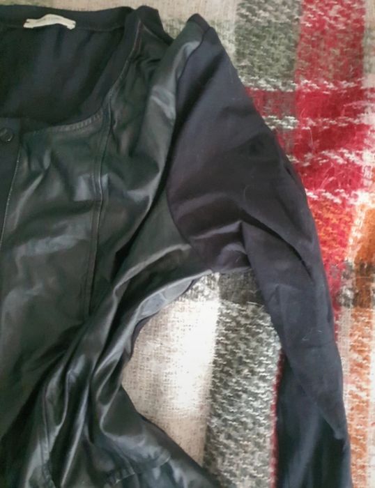 Czarna Bluzka Intimissimi