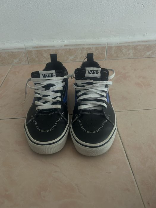 Vans preto e azul