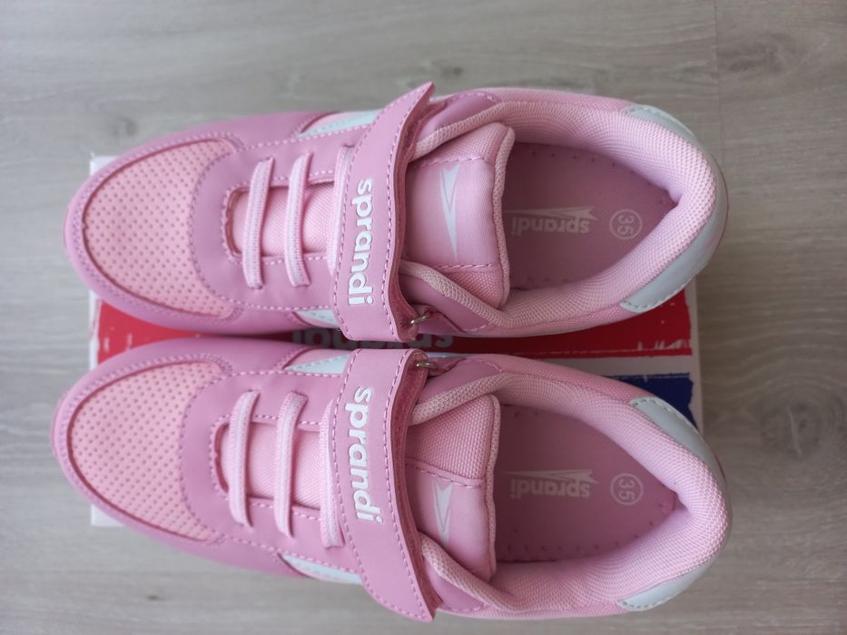 Buty sportowe Sprandi 35 Nowe