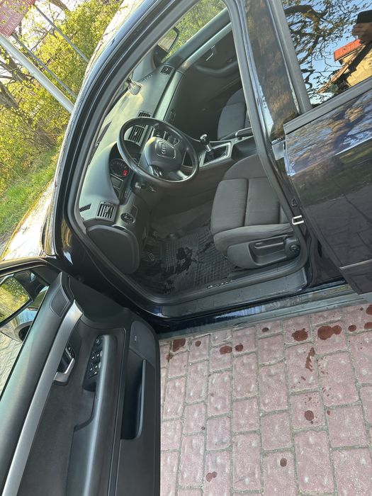 Audi a4 b6 3.0 asn v6 quattro