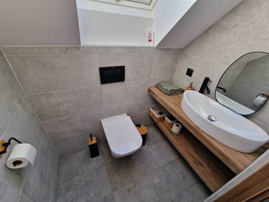 Nowy DOMEK W GÓRACH 80m² dla 9 OSÓB taras BANIA Jacuzzi KOMINEK pralka OGRODZONY TEREN 250m² GRILL