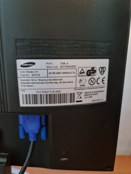 Монитор Samsung 710n