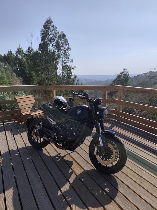 Benelli Leoncino 500