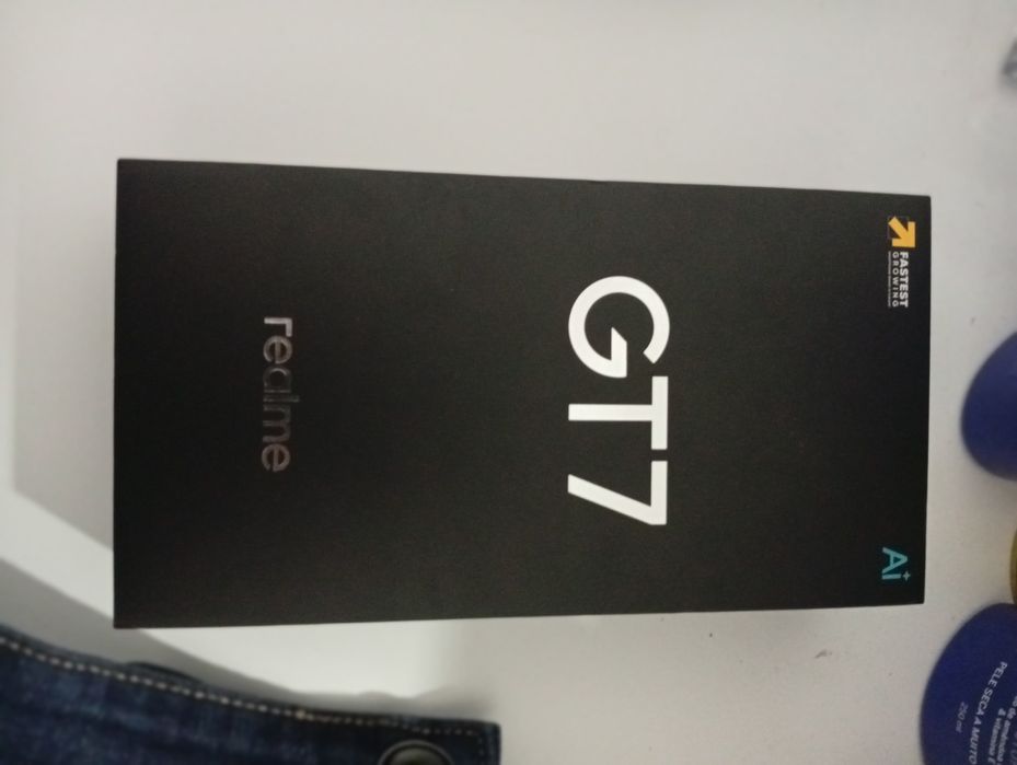 Vendo Realme GT 7