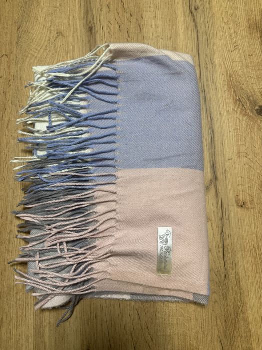 Теплі шарфи.